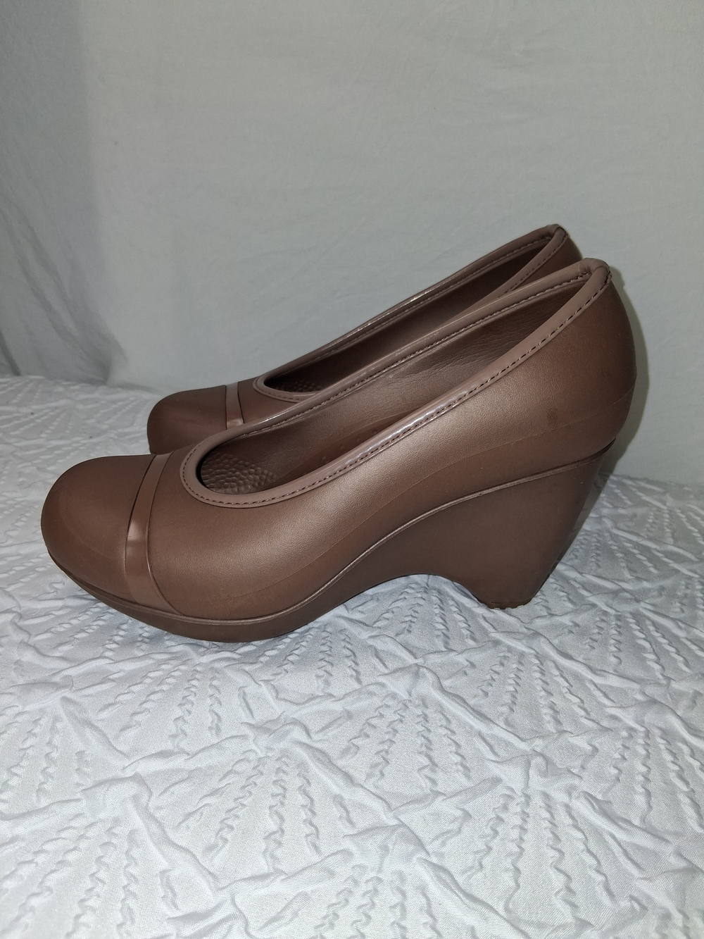 CROCS Lena Wenge Shoes Women's Brown Wedge Pumps SZ 7